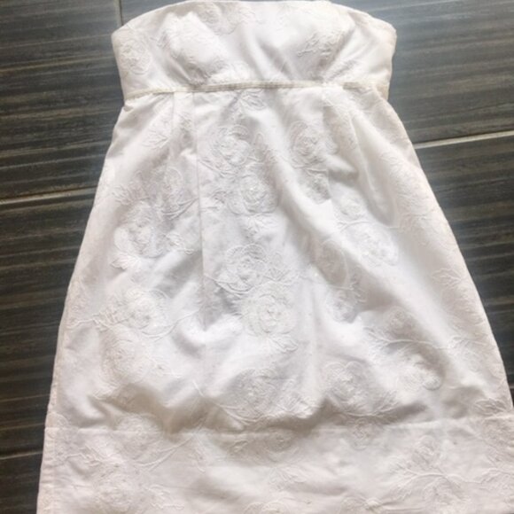 BCBG MaxAzria White cotton embroidered strapless summer dress size 2 - Picture 7 of 16
